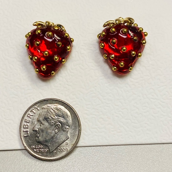 🍓Kate Spade Strawberry earrings - Picture 7 of 7
